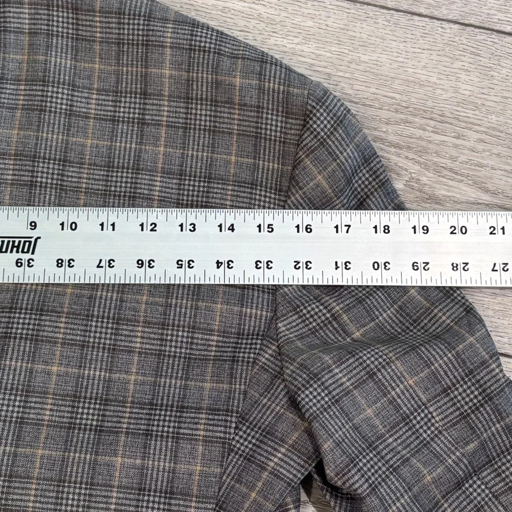 Ted Baker Sport Coat Mens 40S Grey Plaid Wool Endurance Konan SPJ Blazer